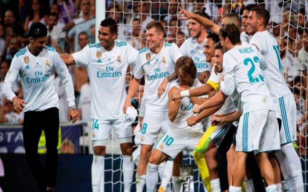 ريال مدريد يتوج بكأس السوبر