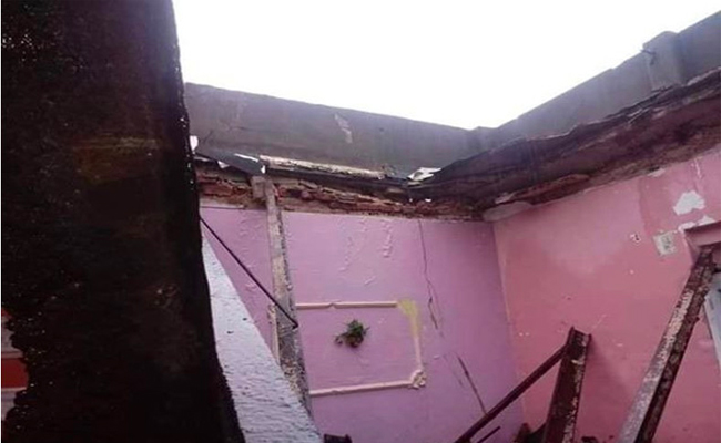 انهيار سقف منزل بسكيكدة يخلف مقتل امرأة و إصابة طفلين