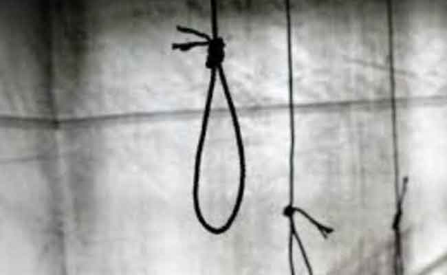 انتحار عشريني شنقا بسلك حديدي باغبالو بالبويرة