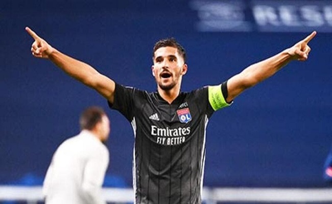 يوفنتوس يريد ضم حسام عوار…