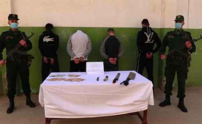 الإطاحة بقتلة عجوز داخل منزلها بتيبازة