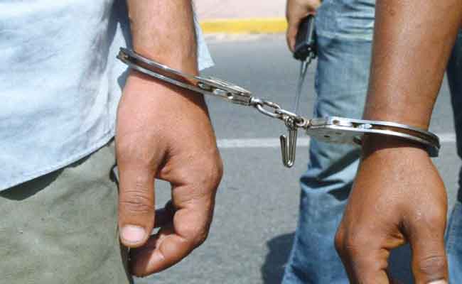 الإطاحة بشابين اختطفا طفلين بورقلة