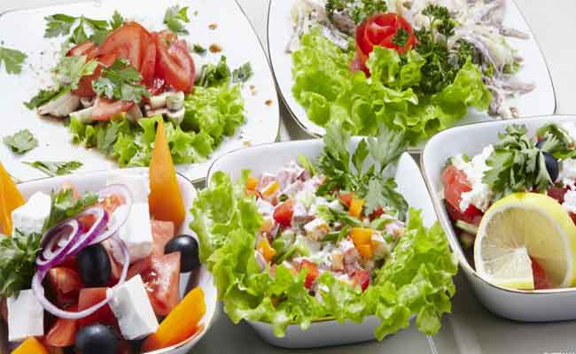 انواع سلطات نقترحها عليكِ…هي الافضل للرجيم!