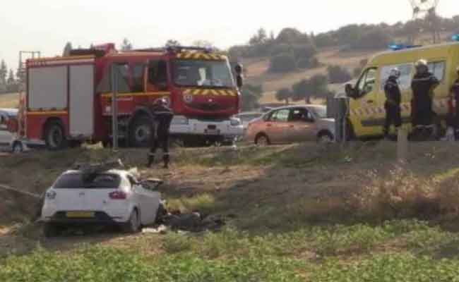 مصرع 5 أشخاص في حادثي مرور فجر اليوم