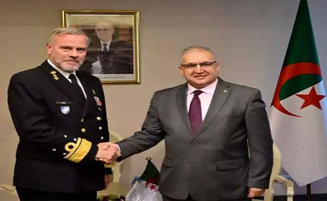 مسؤول عسكري في الناتو في زيارة للجزائر