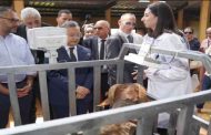 بداري يتفقد مشاريع  للبحث التطبيقي بالمدرسة الوطنية العليا للفلاحة بالحراش