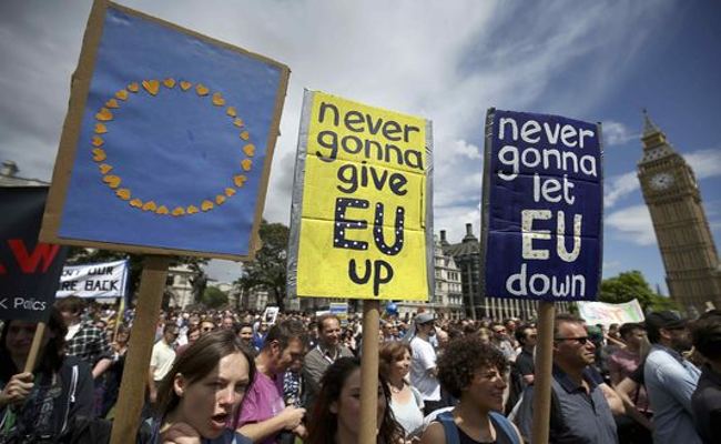 معارضو خروج بريطانيا من الاتحاد الاوربي يحتجون