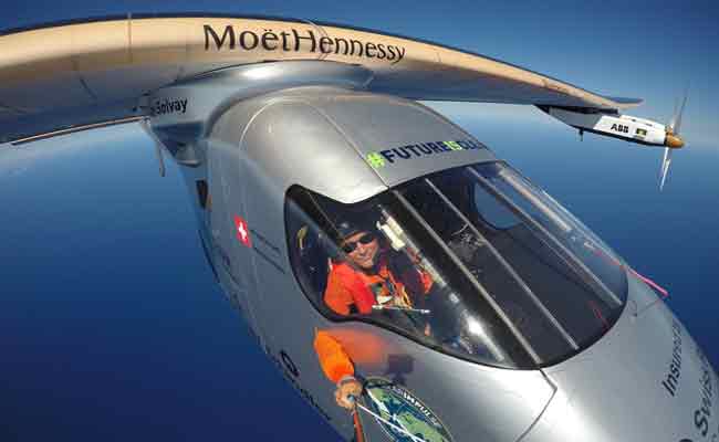 الطائرة الشمسية Solar Impulse 2 تنهي رحلتها حول العالم
