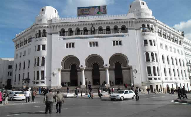 مصالح أمن ولاية الجزائر تنفي صحة خبر إطلاق إنذار بوجود قنبلة على مستوى البريد المركزي وتفكيكها