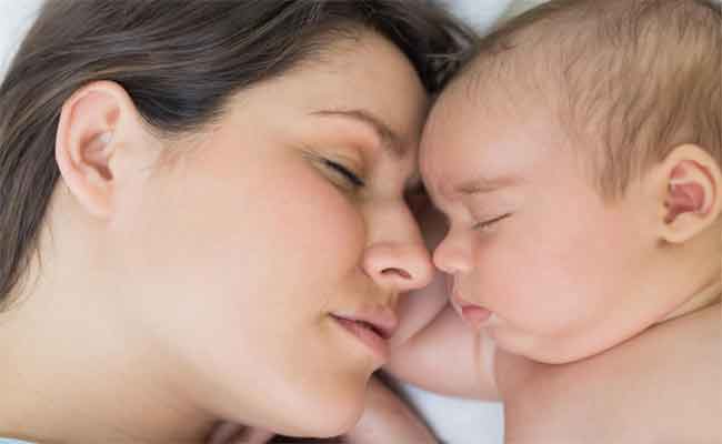 7 أشياء تساعدك على تيسير الولادة
