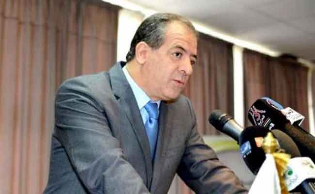 وزير الرياضة يؤكد قدرة الجزائر على تنظيم الكاف