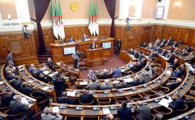 افتتاح مجلس الأمة لدورته البرلمانية لسنة 2016-2017