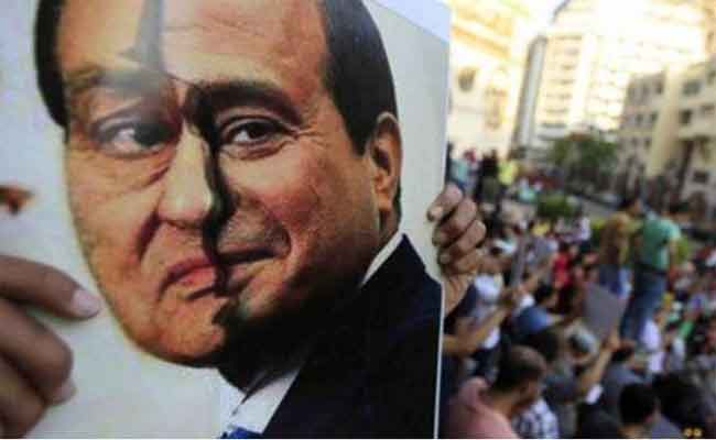 مبارك يطالب بالعودة إلى منزله