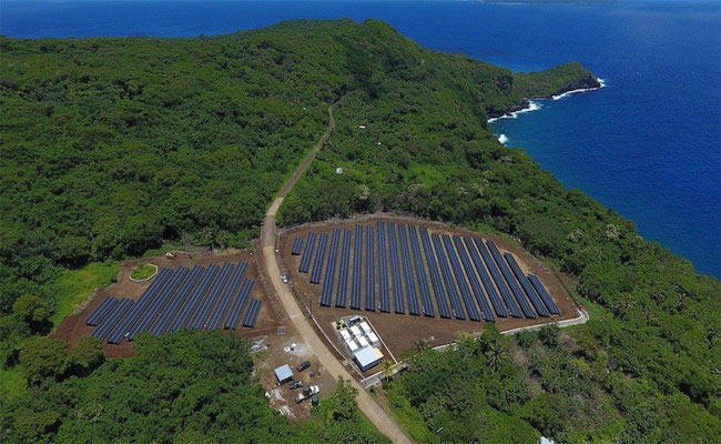 تيسلا تزود جزيرة بأكملها بالطاقة عن طريق ألواحها الشمسية