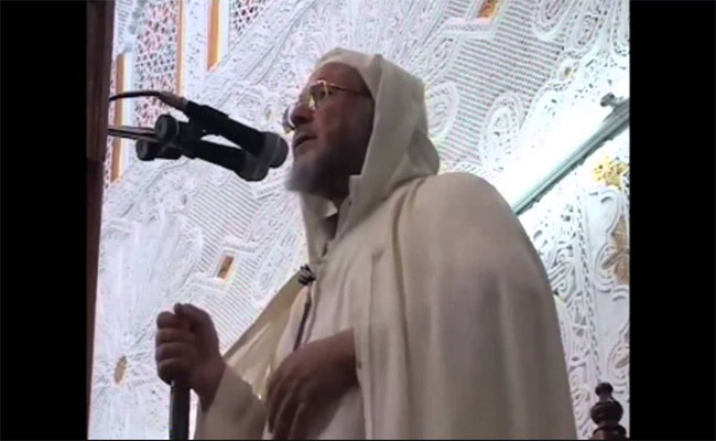 غضب للمصلين بالمغرب على وزير الأوقاف لطرده إماما