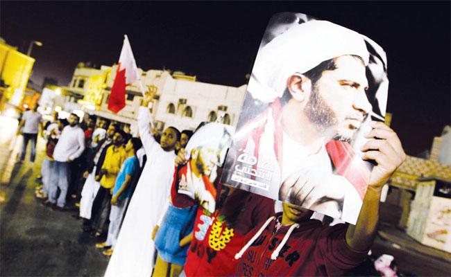 النظام البحريني: إيران تبني جيوشا طائفية في الخليج ولا أحد يتحرك