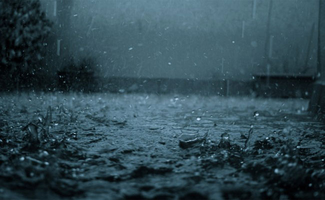 تساقط أمطار مصحوبة برعود مرتقبة في عدد من الولايات