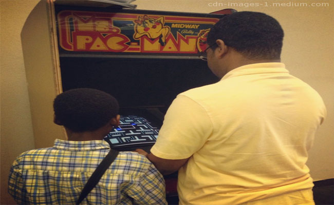 ذكاء اصطناعي يحقق رقم قياسي جديد على لعبة Miss-Pac-Man