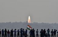 الهند تقوم بإرسال 104 قمر اصطناعي على متن صاروخ واحد