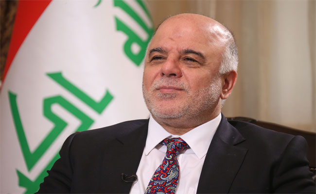 رئيس الوزراء العراقي يتعرض للقذف بالحجارة من طرف طلبة