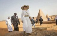 الشيخة موزا توجه رسالة واضحة لمصر أثناء زيارتها للسودان (السودان أم الدنيا)