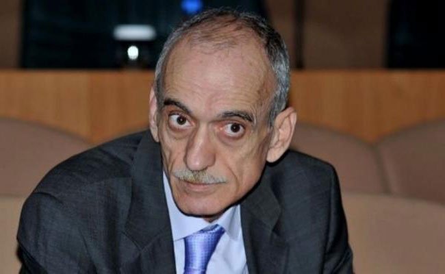 قرباج يستقيل من رئاسة رابطة المحترفين