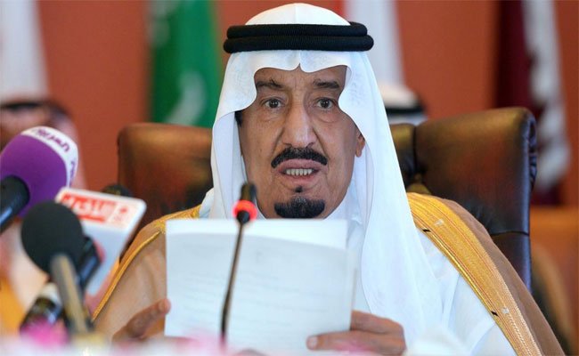 فايننشال تايمز: كيف كانت قرارت الملك السعودي برعاية إبنه