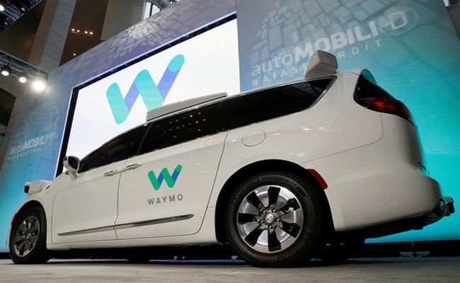 Lyft وWaymo  سيعملان معا على تطوير سيارات مستقلة