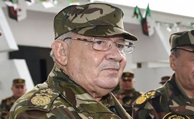 قايد صالح يدعو الجيش و الأمن إلى الإبقاء على درجات الجاهزية لمواجهة النوايا غير البريئة التي تتربص بالجزائر