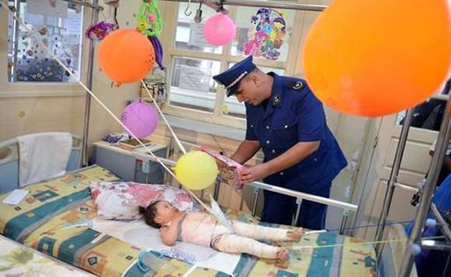 تنظيم أمن ولاية الجزائر زيارة لفائدة الأطفال المرضى بمستشفى  مصطفى باشا الجامعي عشية عيد الفطر