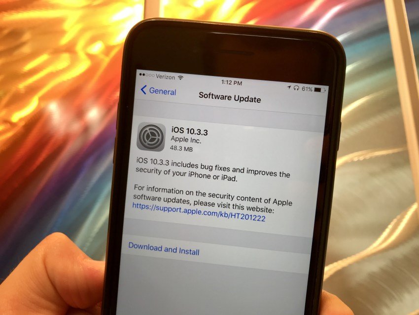 تحديث هام جديد لنظام iOS يعالج العديد من الثغرات الأمنية