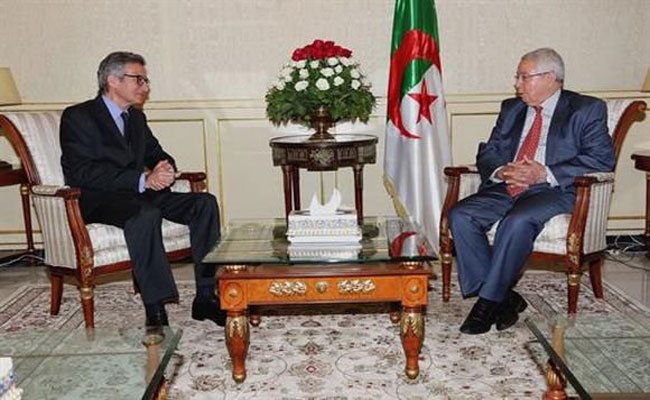 رئيس مجلس الأمة يستعرض مع سفير إسبانيا بالجزائر مختلف جوانب  التعاون بين البلدين وسبل تعميقها