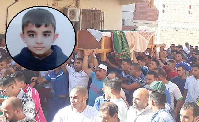 تشييع جثمان الطفل حسام وسط تعزيزات أمنية مشددة و مطالبة بالقصاص من القتلة