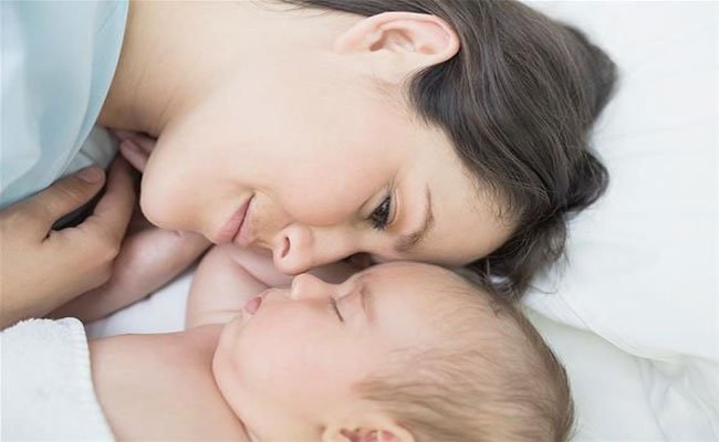 5 امور لا تقوم بها سوى الام الجديدة