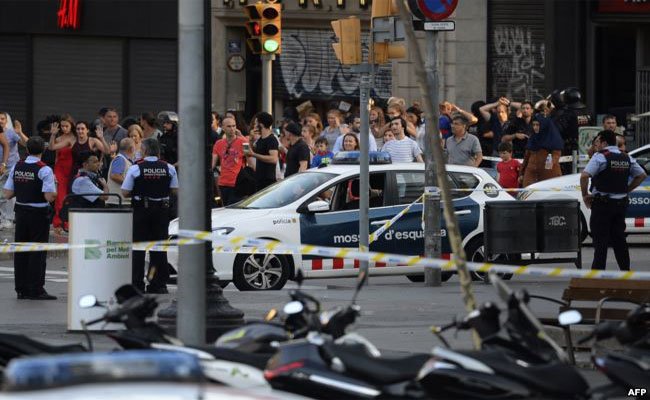 إدانة جزائرية للإعتداء الإرهابي الذي استهدف الأبرياء ببرشلونة
