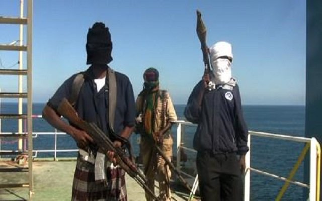 إختطاف ضابطين مغربيين في المياه النيجيرية على يد قراصنة