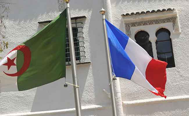 العلاقات الجزائرية-الفرنسية : البلدين يعربان عن 