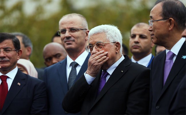 عباس يشدد رقابته على الاعلام ويخنق الصحافة