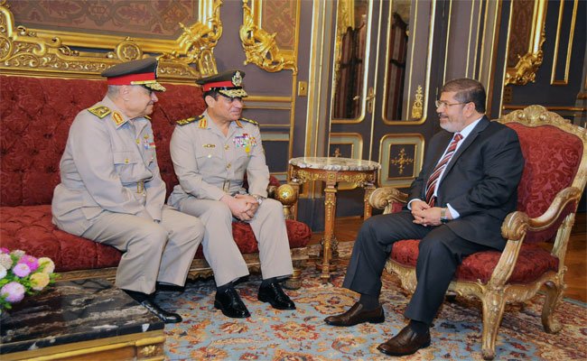 وزير عدل مرسي: كنت أعلن أن شيئا كان يحاك لكني لم أمتلك أدلة
