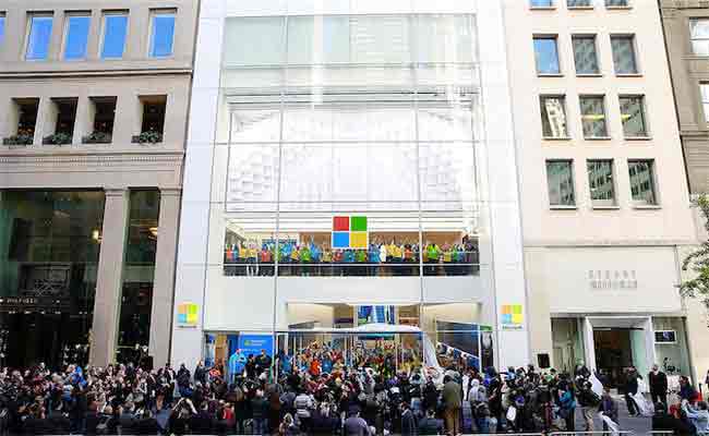مايكروسوفت ستفتح أول متاجرها بأوروبا