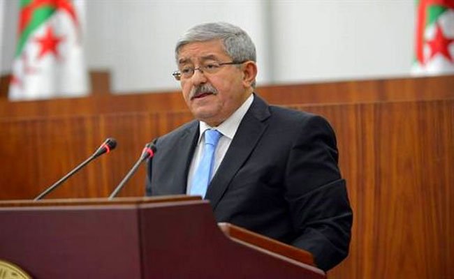 الوزير الأول أحمد أويحيى يستعرض مخطط عمل حكومته أمام نواب المجلس الشعبي الوطني في جلسنة علنية