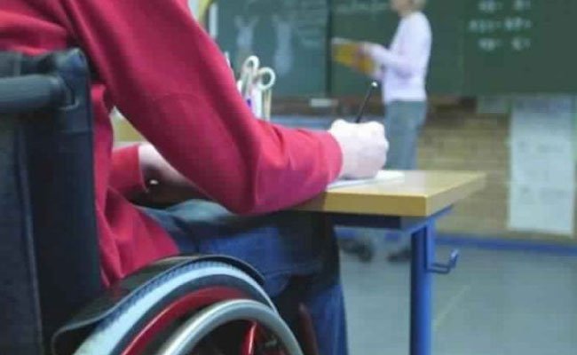 دعوة لتوفير محيط  مدرسي ملائم لتلاميذ من ذوي الاحتياجات الخاصة من خلال استراتيجية وطنية