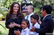 فيلم أنجلينا جولي يمثل كمبوديا في جوائز الأوسكار لفئة 