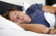 قلّة النوم... هل تسبب العقم عند الرجال؟