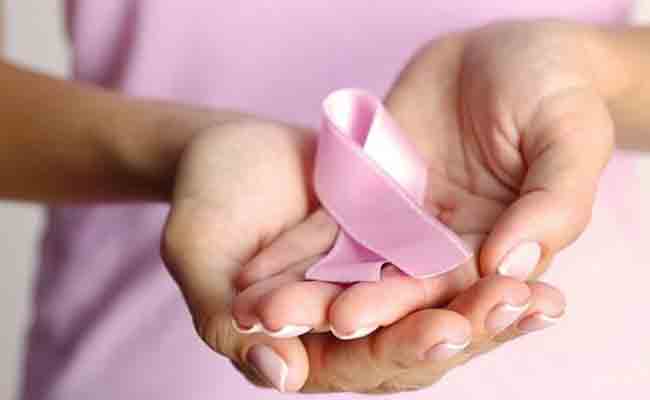 ما علاقة الفيتامين D بسرطان الثدي؟