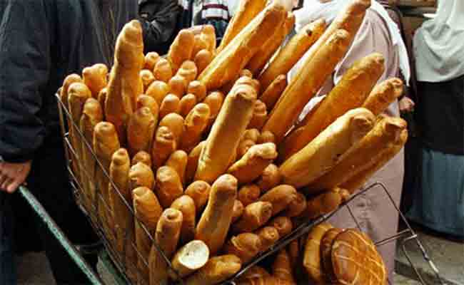 حرمان المواطنين ببشار من الخبز بسبب إضراب الخبازين عن العمل !