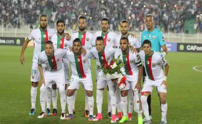 مولودية الجزائر يتخلص من 4 لاعبين