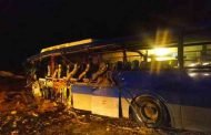 مقتل 9 أشخاص و إصابة 21 آخرين في حادث اصطدام حافلة لنقل المسافرين بشاحنة بالجلفة