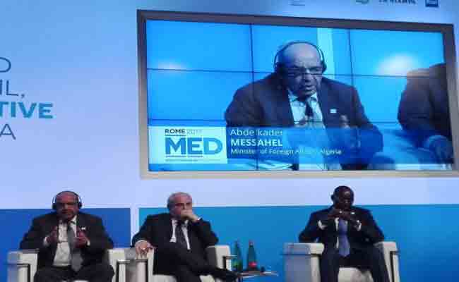 مساهل يعرض بالندوة الدولية حول الحوار المتوسطي بروما المقاربة الجزائرية في مجال مكافحة الإرهاب