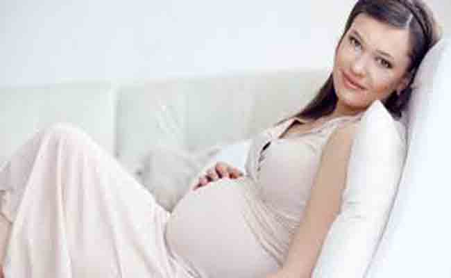 كيف تكون الدورة الشهرية بعد الحمل؟ ولماذا تتأخر؟